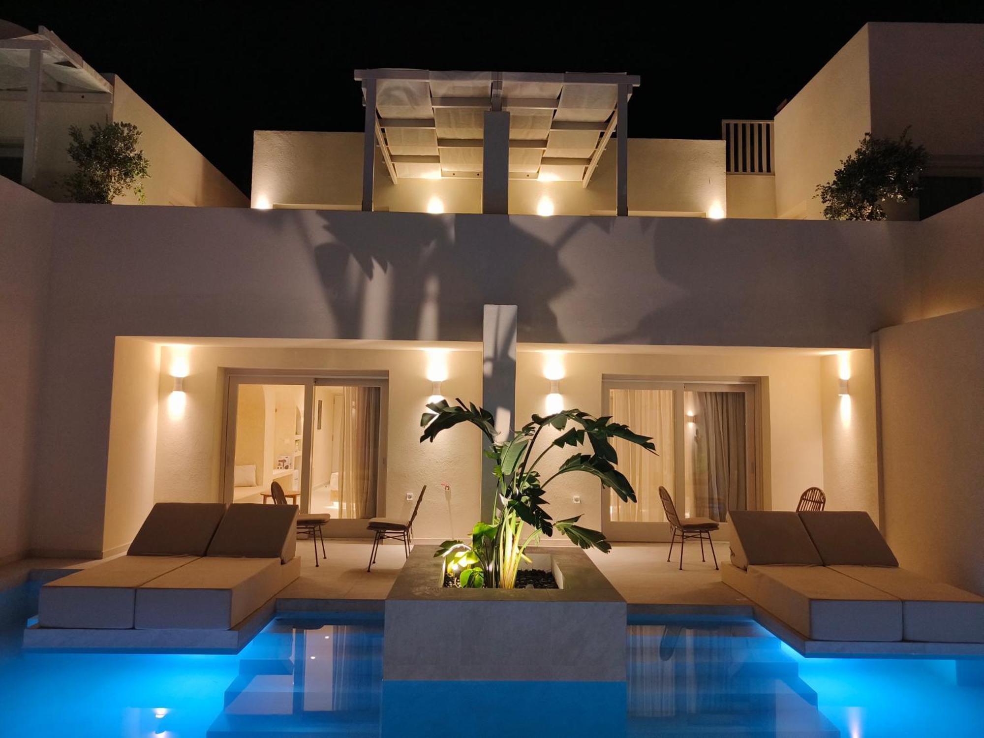 Heyday Luxury Suites Perissa  Exteriör bild