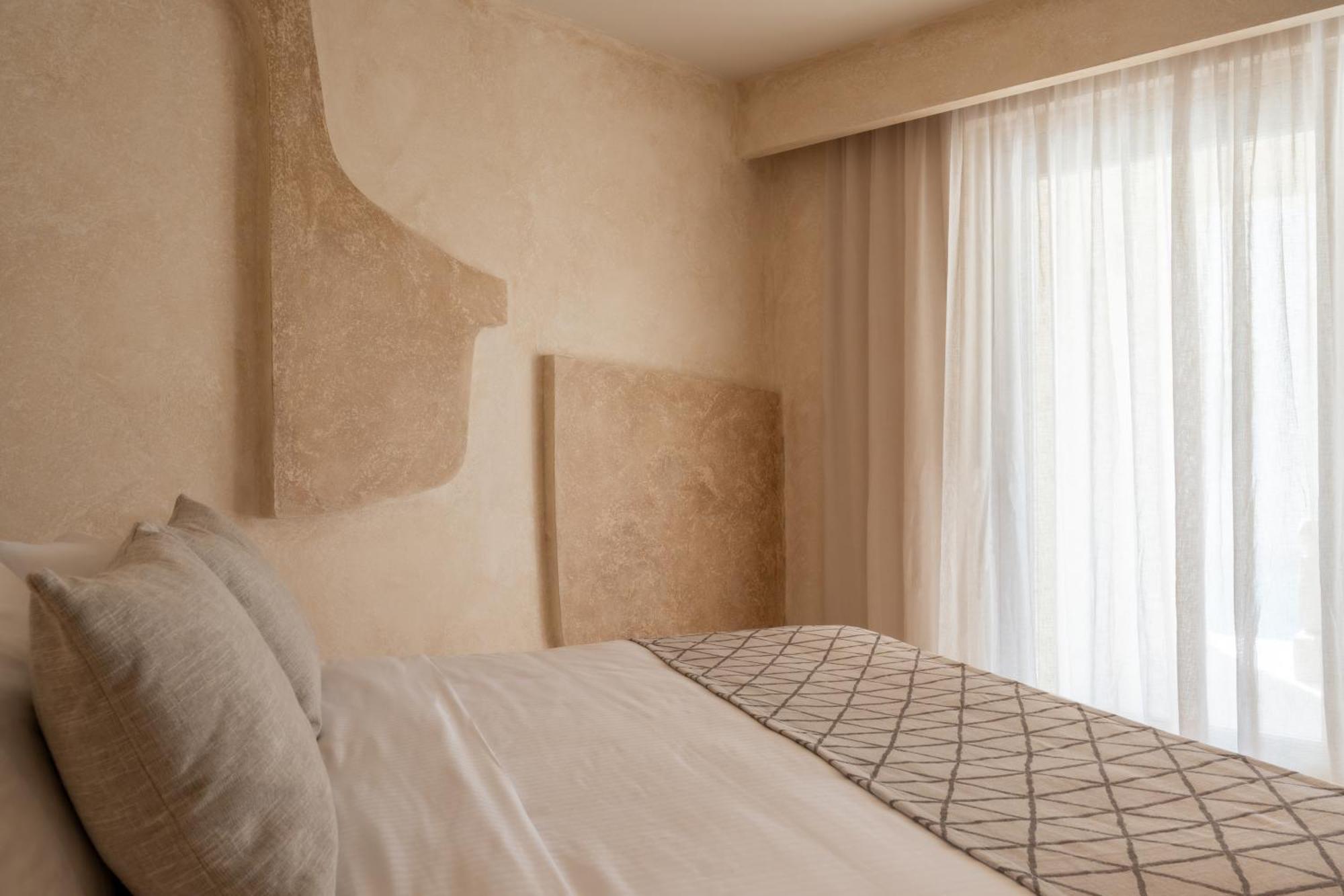 Heyday Luxury Suites Perissa  Exteriör bild
